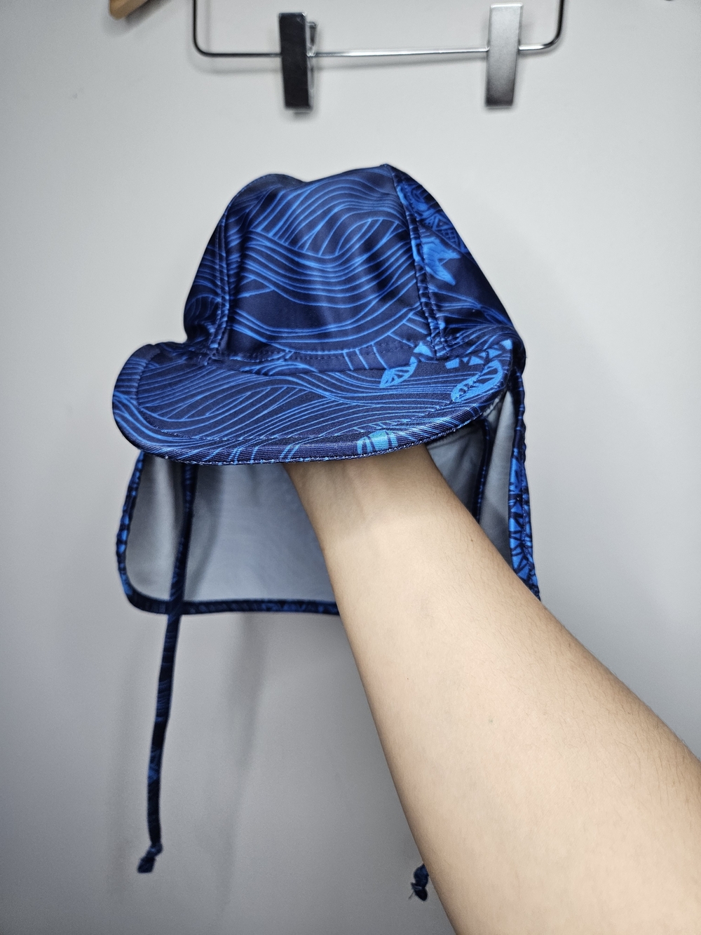 Tag Boys Blue Tribal Wave Print Swim Flap Hat Sun Cap Toddler One 🩷